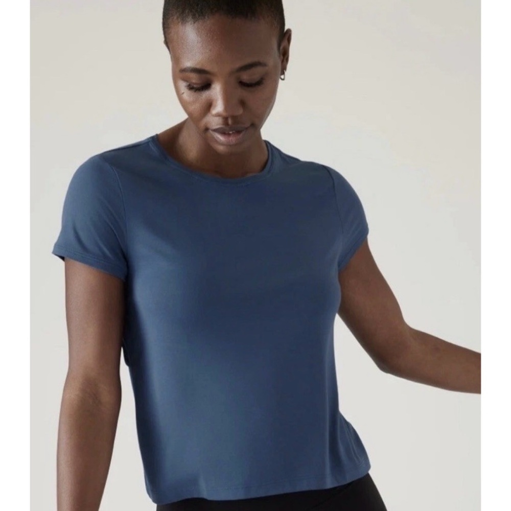 Athleta Air Out Tee Blue